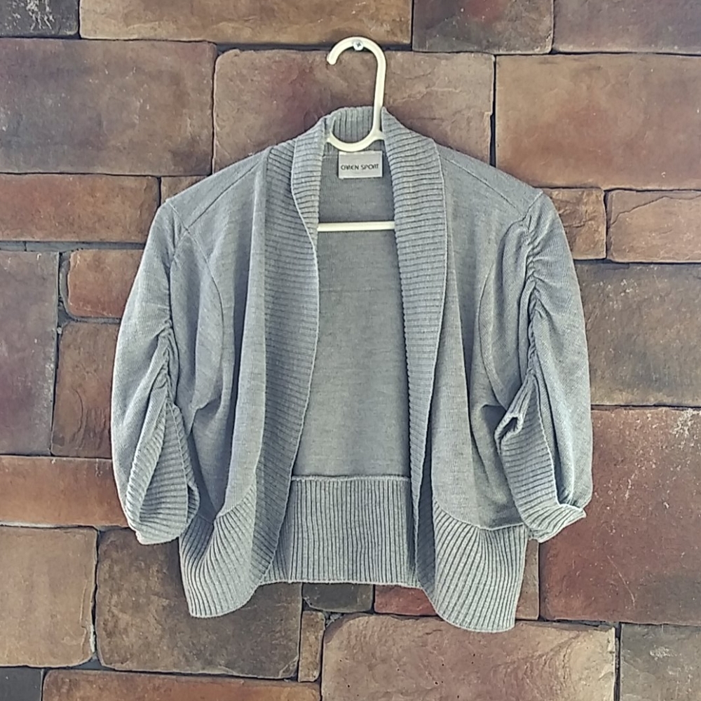 Caren Sport gray sweater shrug